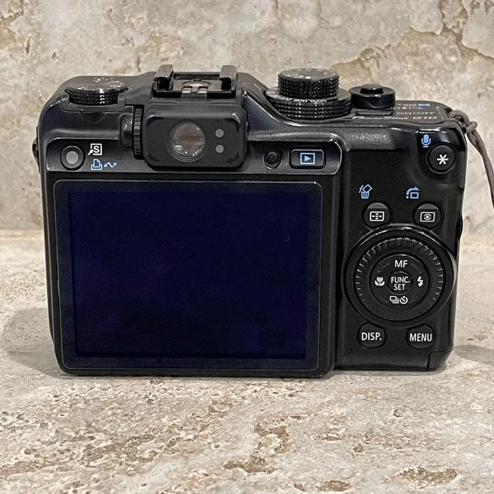 Canon PowerShot G10 Digital Camera Black 14.7 Megapixels 5x Optical Zoom‎